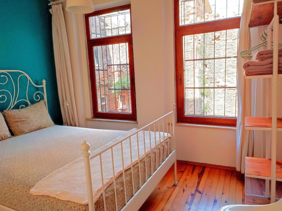 Kunterbunt Istanbul Apartment Ngoại thất bức ảnh
